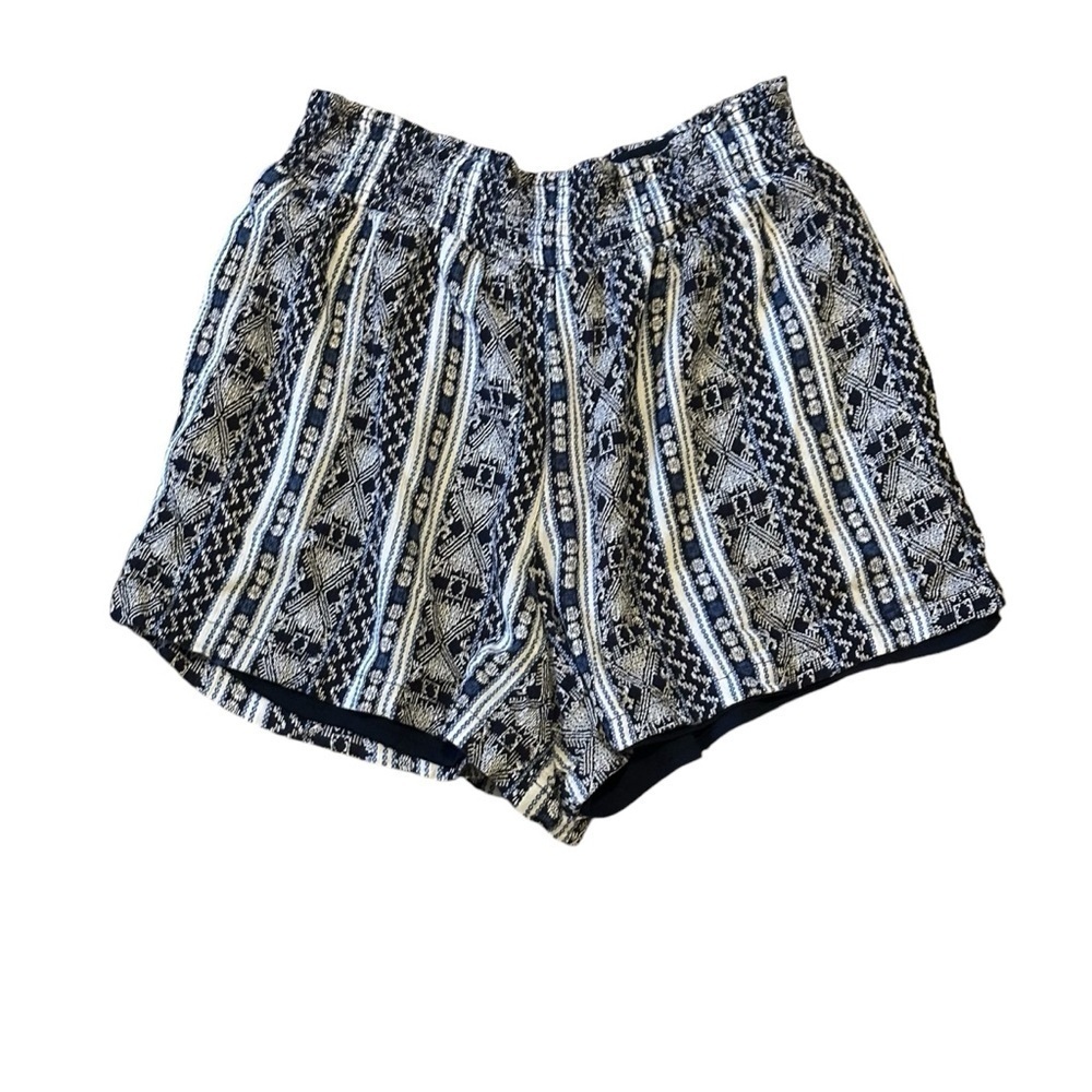 Knox Rose Pull On Navy Blue and White Geometric Shorts Women’s Size Small